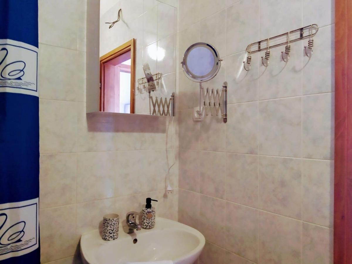 Mazuranic Apartments Bol Bagian luar foto